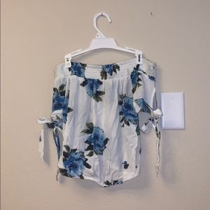 Kendall and Kylie Top